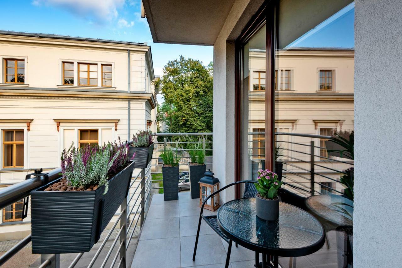 Kopernika8 Miro Apartment With Balcony And Ac Krakow Exterior photo